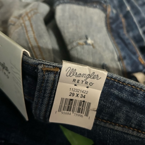 NWT Wrangler, retro, high rise trumpet women’s jeans bareback style 29x34 - Picture 4 of 5